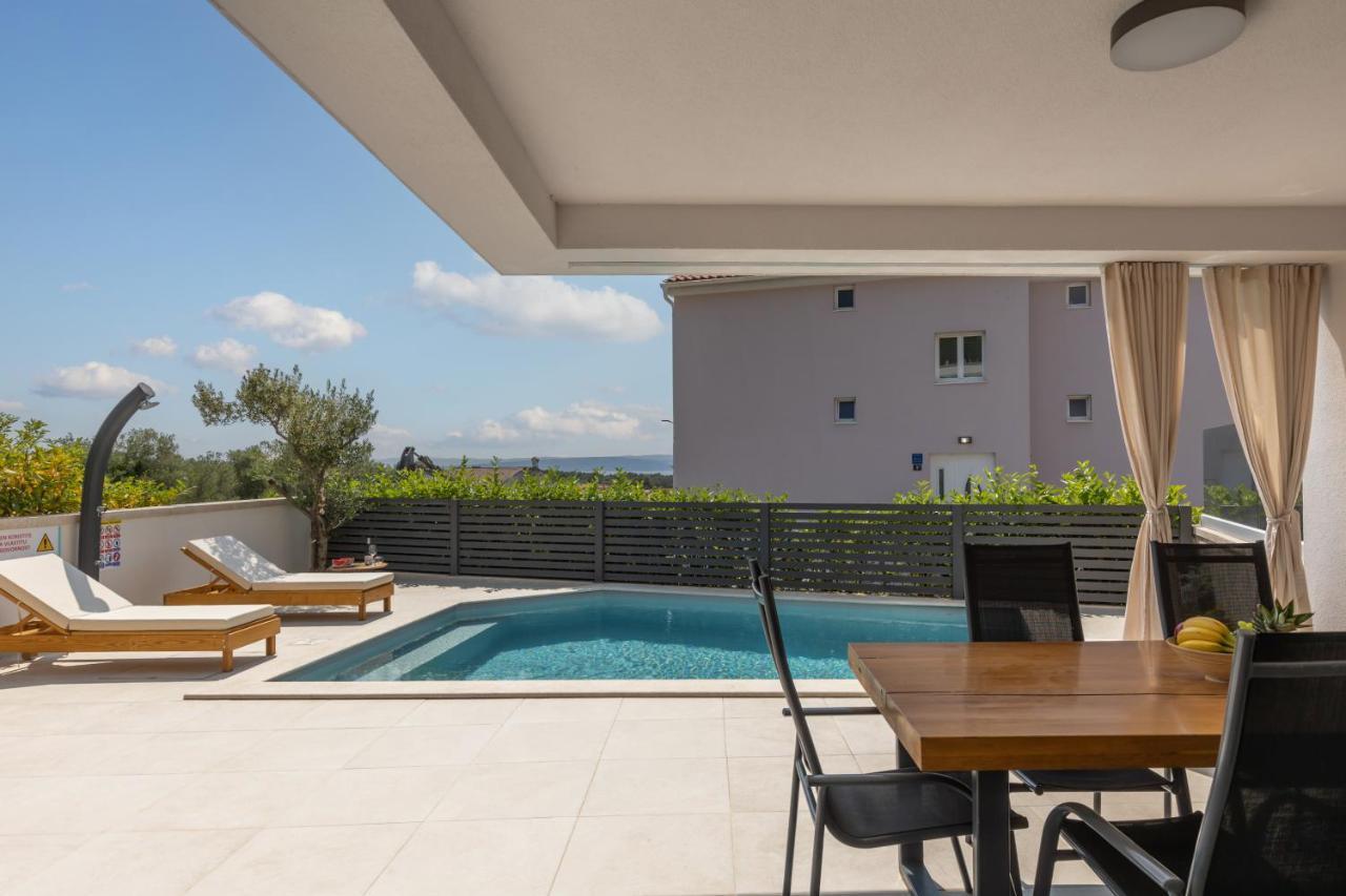Luxury Marco Polo With A Private Swimming Pool With Salt Sea Water