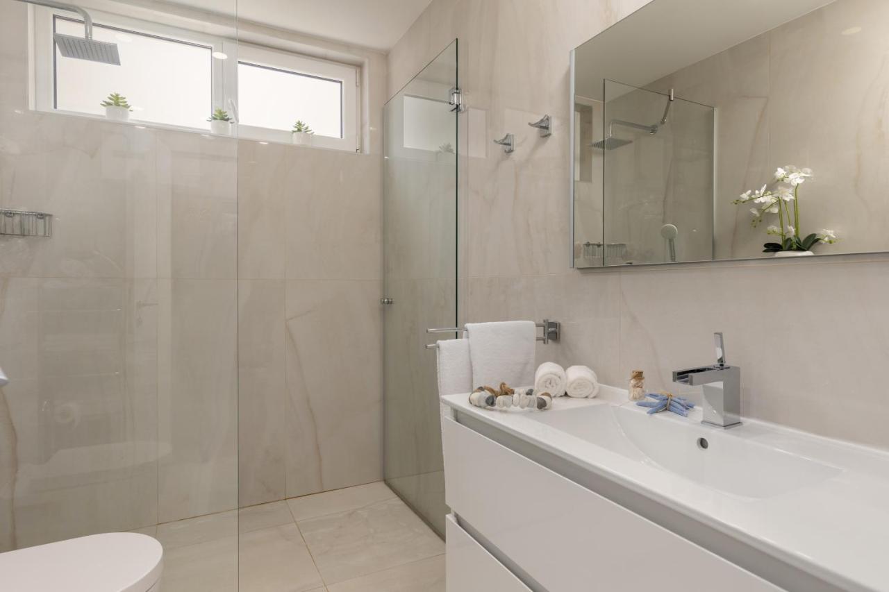 Luxury Marco Polo With A Private Swimming Pool With Salt Sea Water * Punat