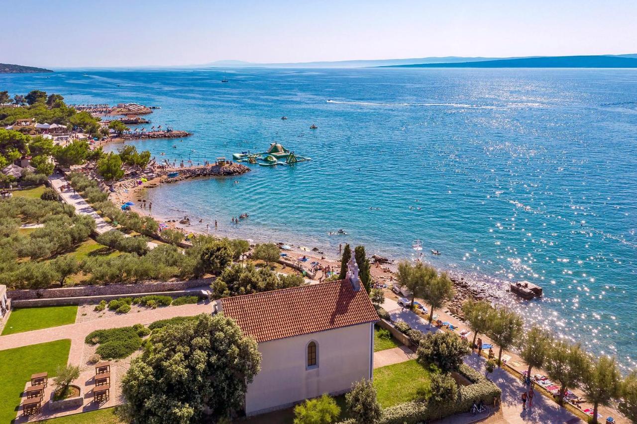 Apartment Luxury Marco Polo With A Private Swimming Pool With Salt Sea Water